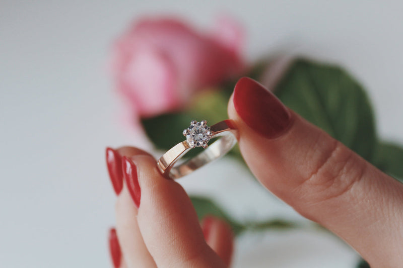 Shop London’s Most Stunning Engagement Rings with 3ct Diamonds
